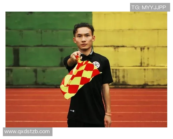 锡纸足球类创意玩法大揭秘让你在家也能享受足球乐趣